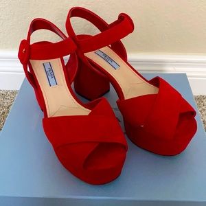 Calzature Donna Prada shoes with chunky heel.